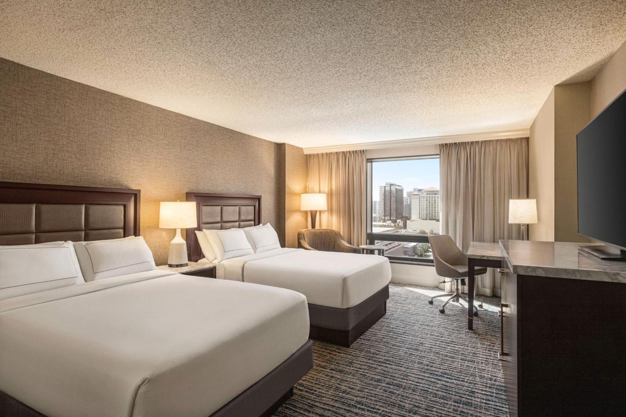 ฮิลตัน แทมปา ดาวน์ทาวน์ Hotel ภายนอก รูปภาพ